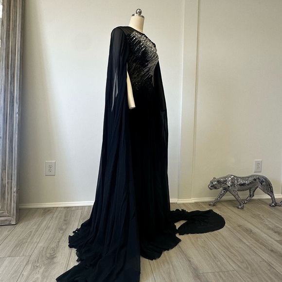 GEORGES HOBEIKA
Beaded Bodice Gown - Picture 15 of 17